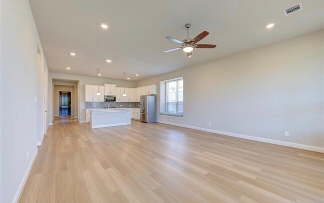 Building Photo - 10239 Bayou Oaks Dr