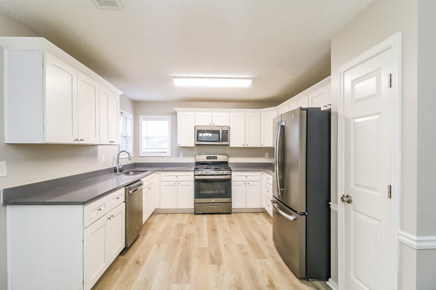 Building Photo - 1507 Sugarplum Pl SW