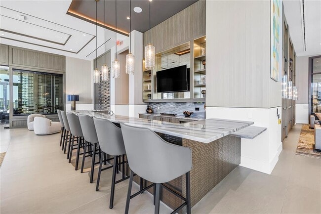 Building Photo - 275 1st Ave S