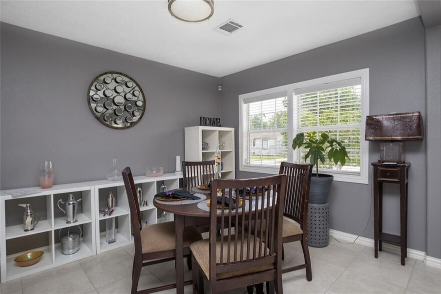 Building Photo - 126 Pennsylvania St