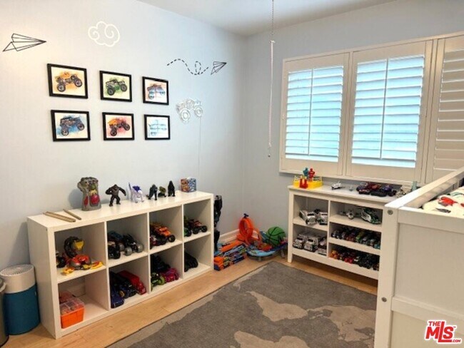 Building Photo - 912 McCarthy Ct