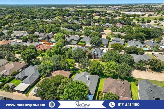 Building Photo - 211 Sendero Dr