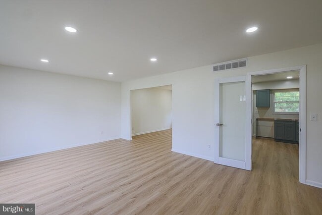 Building Photo - 2607 Smith Ave