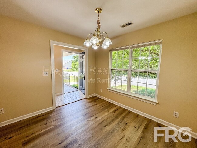 Building Photo - 5180 Deveron St