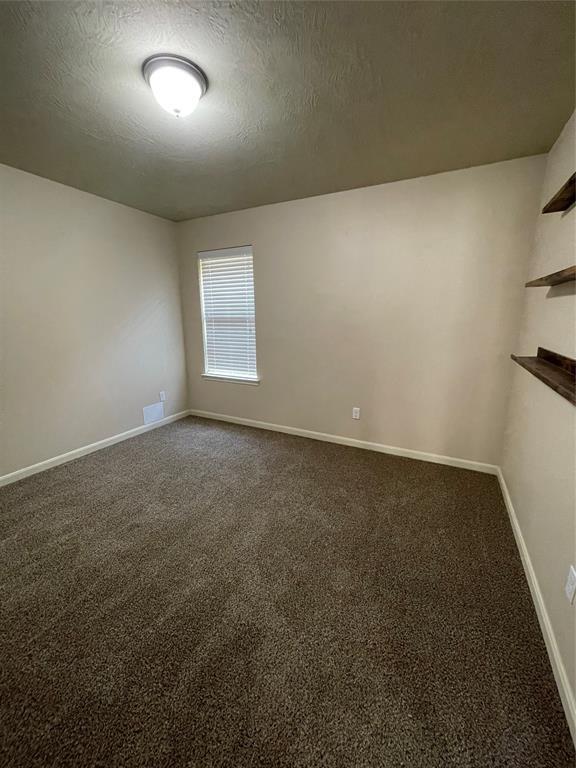 Building Photo - 951 Oak Terrace Dr