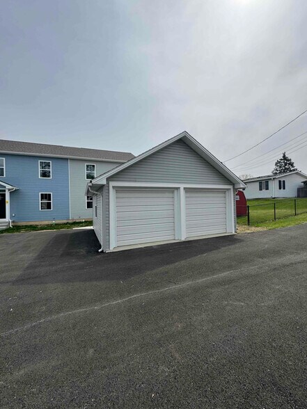 Building Photo - 54 S Revere St