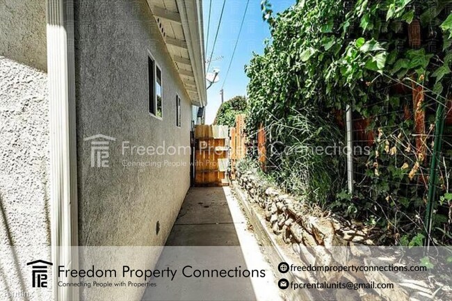 Building Photo - 3 br, 1 bath House - 1176 Pino Solo Drive ...