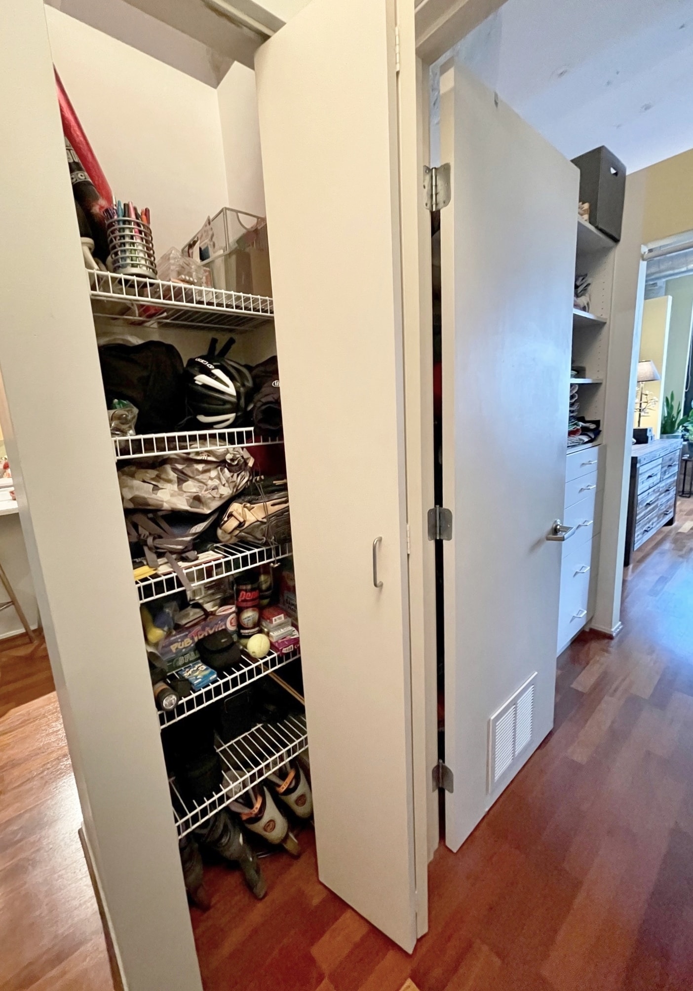 Building Photo - 130 S Canal St