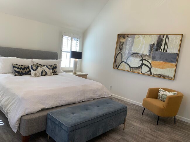 Master Bedroom - 7635 Draper Ave