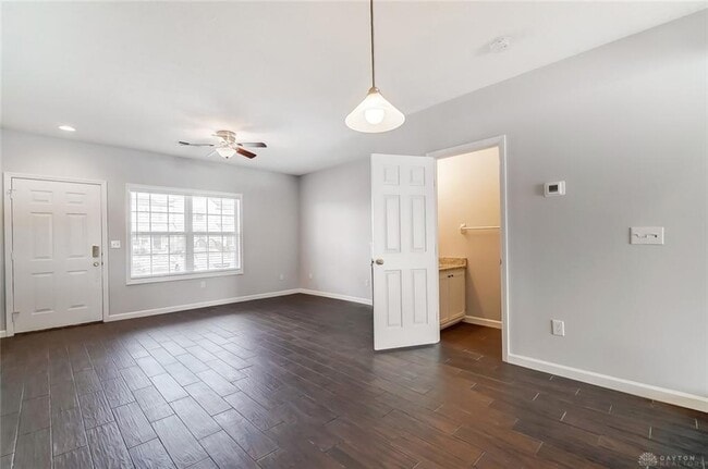 Building Photo - 2436 Tarpon Bay Dr