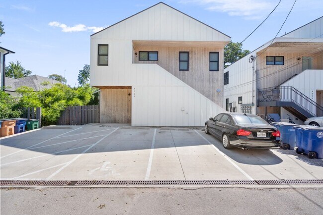 Building Photo - 4006 Avenue C