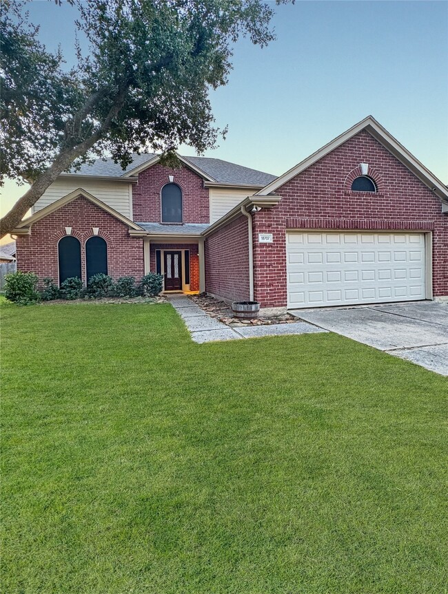 Primary Photo - 18707 Woodbreeze Dr