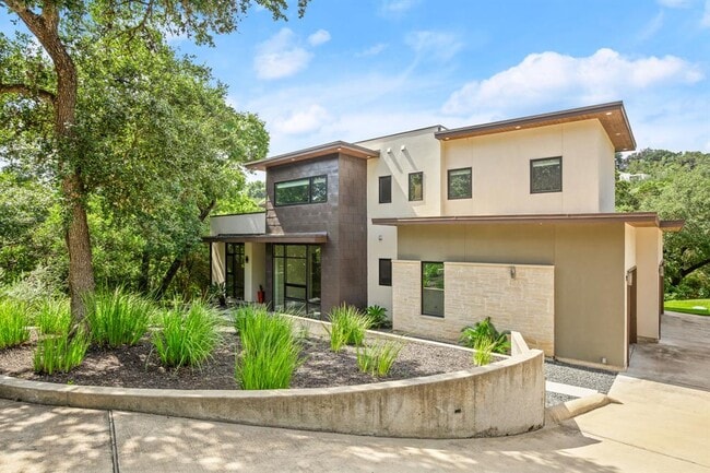 Building Photo - 500 Laurel Valley Rd