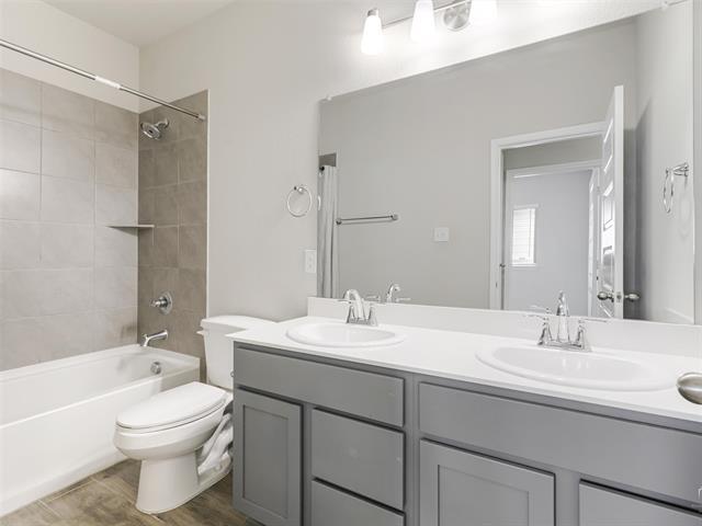 Building Photo - 5924 Hopkins Dr