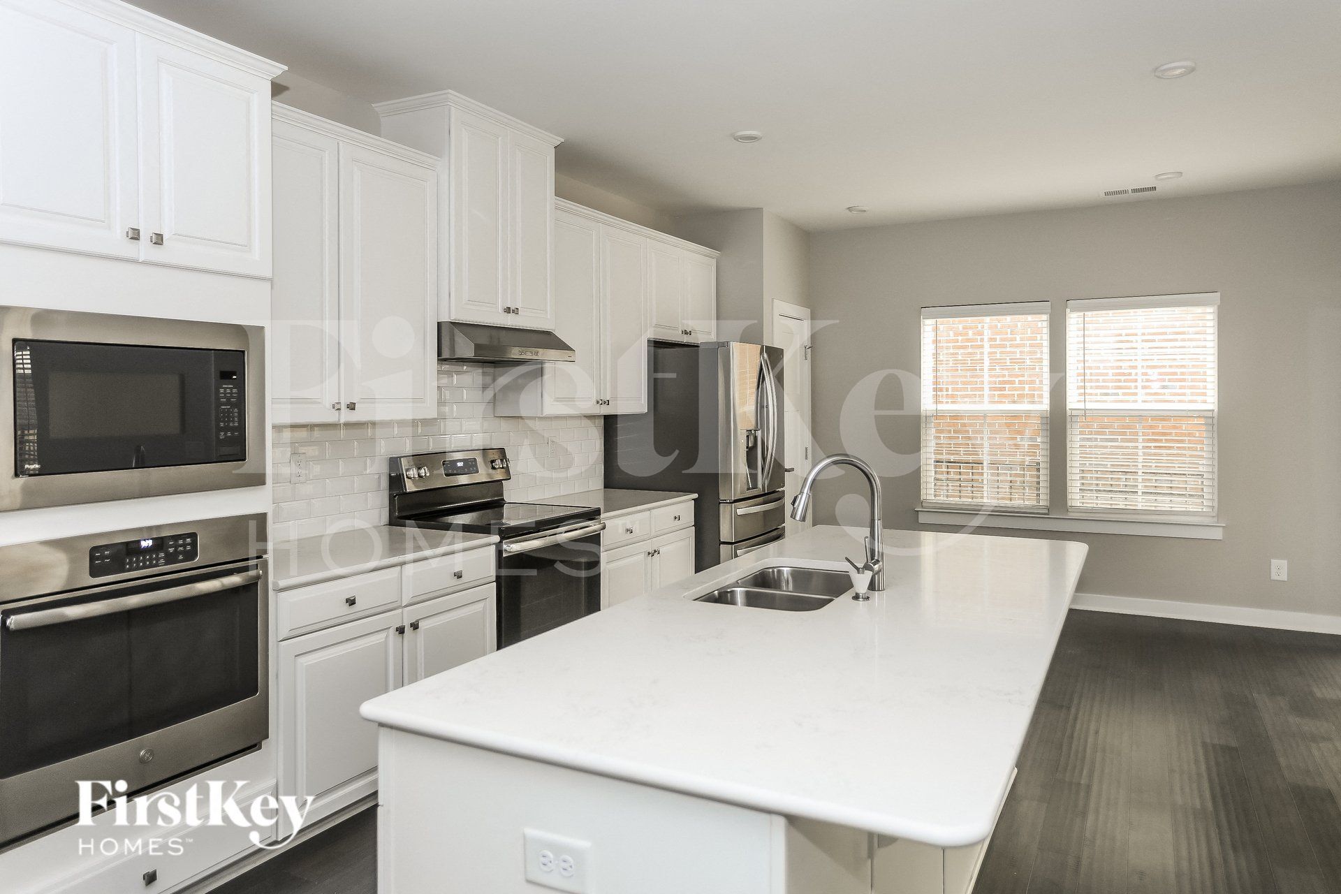 Building Photo - 6425 Brighton Park Dr