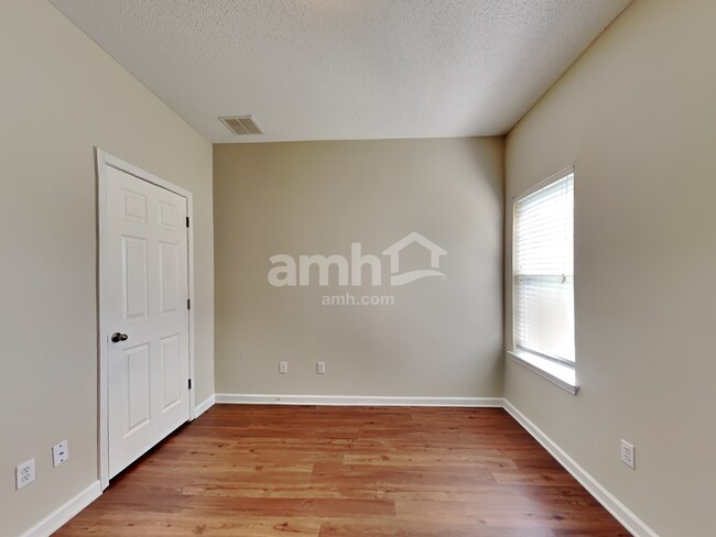 Building Photo - 4607 Orange Tulip Dr