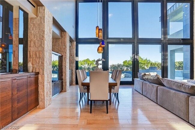 Building Photo - 98 Sun Glow Ln