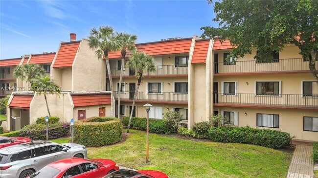 Building Photo - 4545 Luxemburg Ct