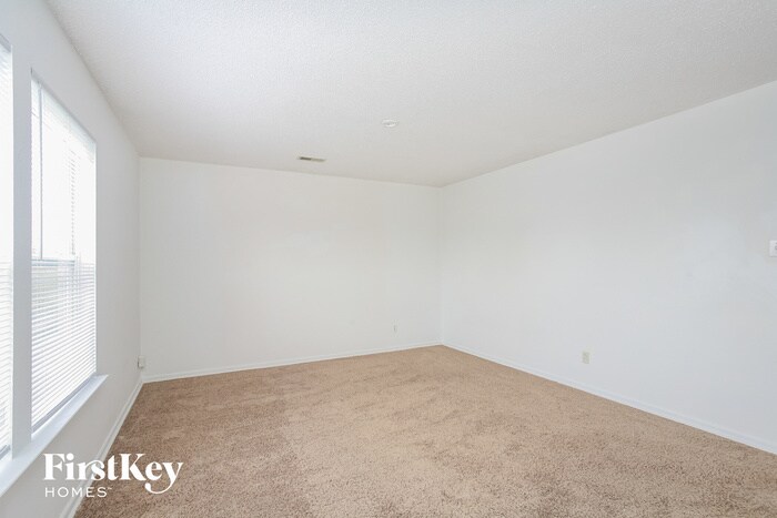 Building Photo - 9127 Stones Bluff Ln