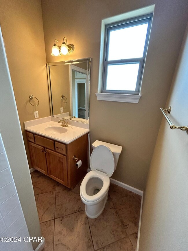 Building Photo - 7134 Bay Crest Rd