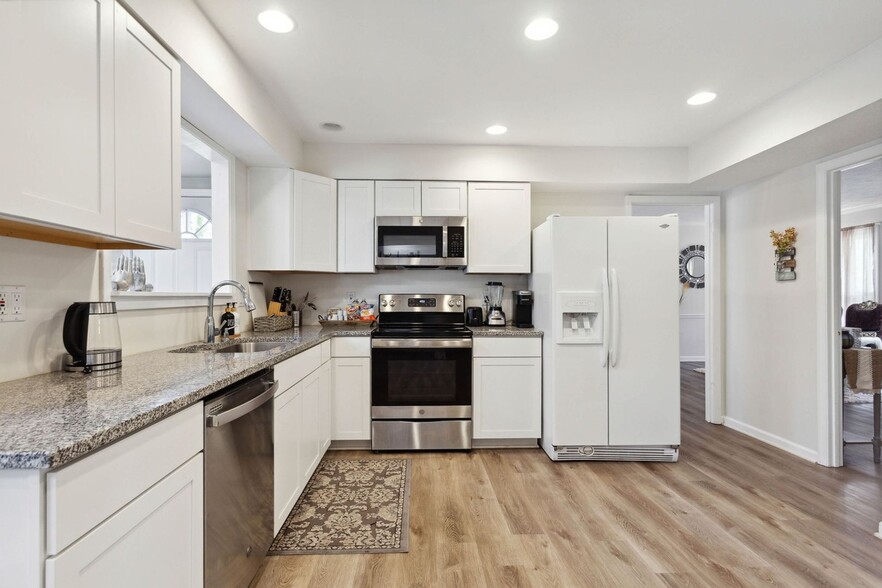 Building Photo - 3871 Murdock Ct