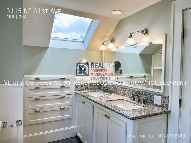 Building Photo - 3115 NE 41st Ave