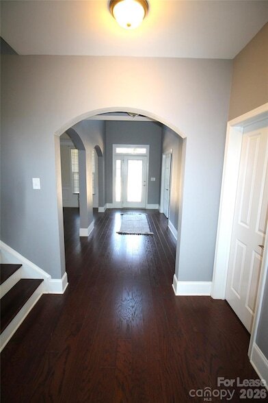 Building Photo - 113 Bay Shore Dr