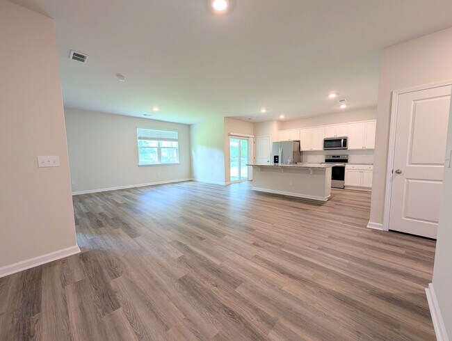 Building Photo - Brand New Home in Sand Ridge Park
