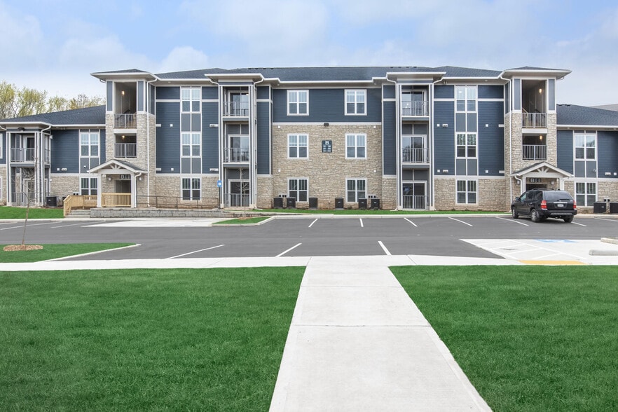 Primary Photo - Sandpiper Terrace