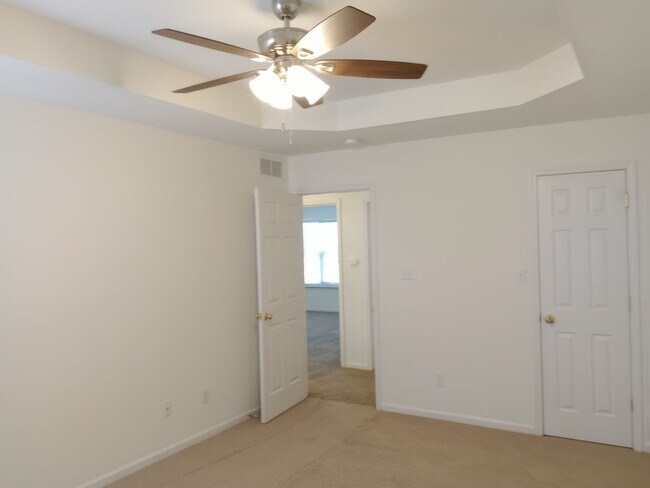 Building Photo - 1720-1722-1722 Juniper Dr