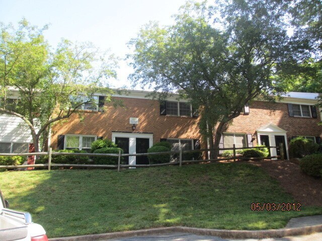 Primary Photo - Golf Course Townhome- Style Condo Near WFU!