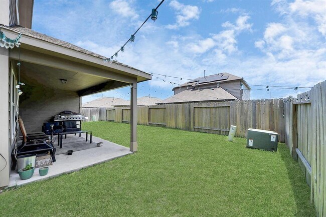 Building Photo - 2643 Ridgeback Dr