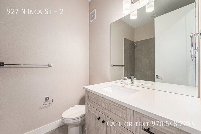 Building Photo - 927 Inca St