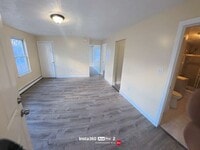 Building Photo - 12 Webster Ct