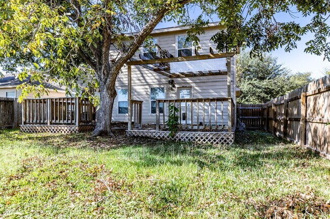 Building Photo - 6202 Luckey Run