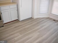 Building Photo - 302 Harrogate Rd