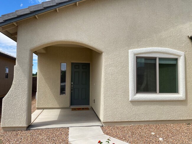 Building Photo - 4BR/2BA/2CG, 1906 sq.ft. rental in Sierra Vista, AZ