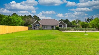 Building Photo - 770 Hunt Rd