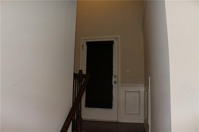 Building Photo - 3054 Turman Cir