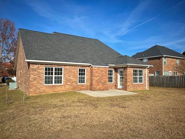 Building Photo - 113 Dozier Dr