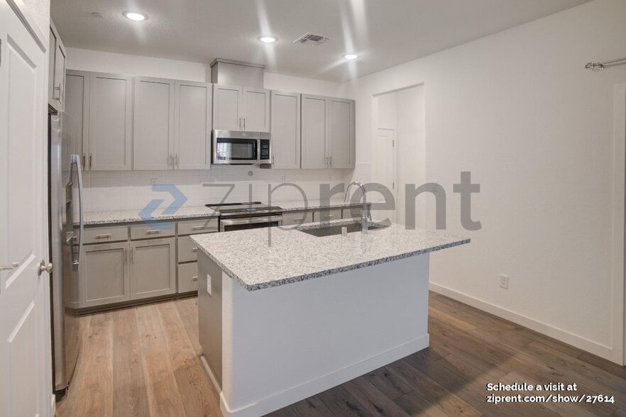 Building Photo - 12153 Coal Crk Wy