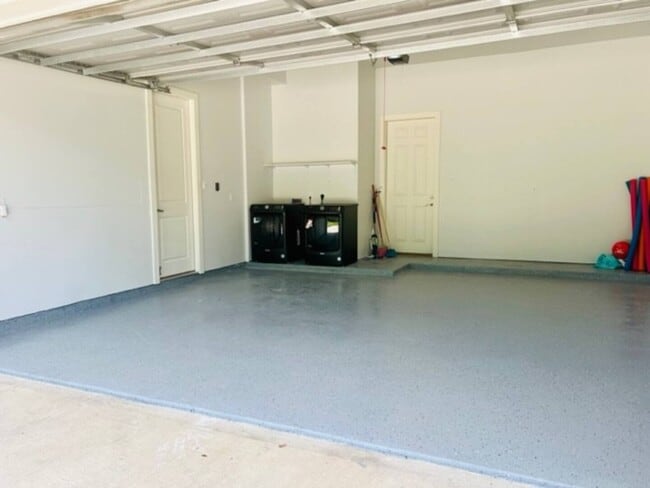 Building Photo - 1518 Tarley St