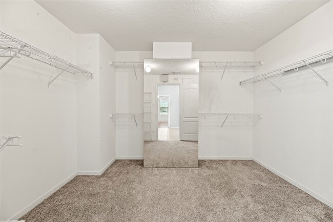 Building Photo - 16127 Spur Canyon Ct