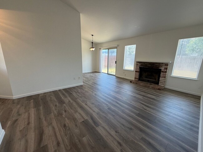 Building Photo - 8162 Morgan Hill Way