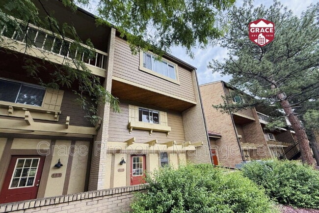 Primary Photo - 3000 Colorado Ave