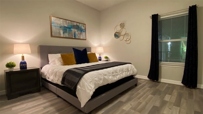 Building Photo - 4403 Nichols St