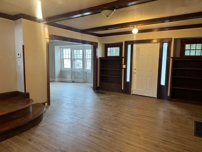 Building Photo - 201 N Independence Ave