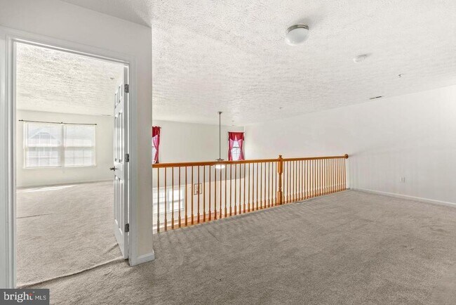 Building Photo - 9549 Wedge Way