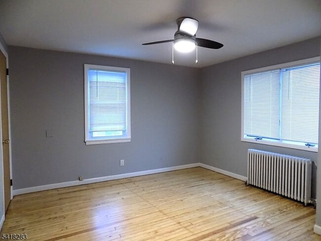 Building Photo - 18 Mandeville Ave