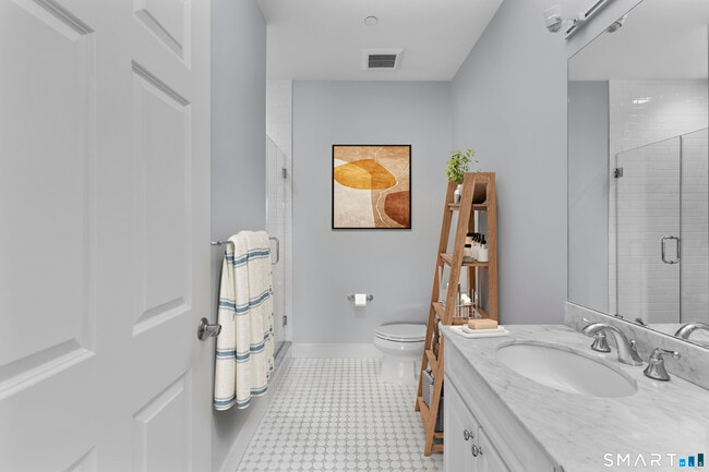 Building Photo - 77 Havemeyer Ln